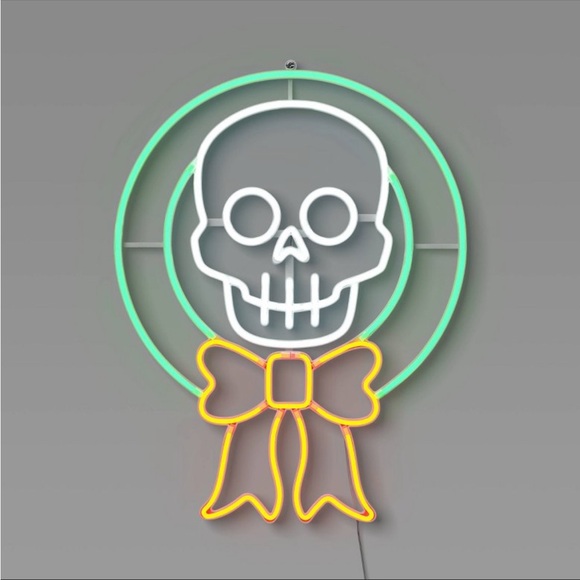 Hyde and EEK! LED Wreath Faux Neon Sign Halloween Novelty Silhouette Lights - Picture 7 of 10